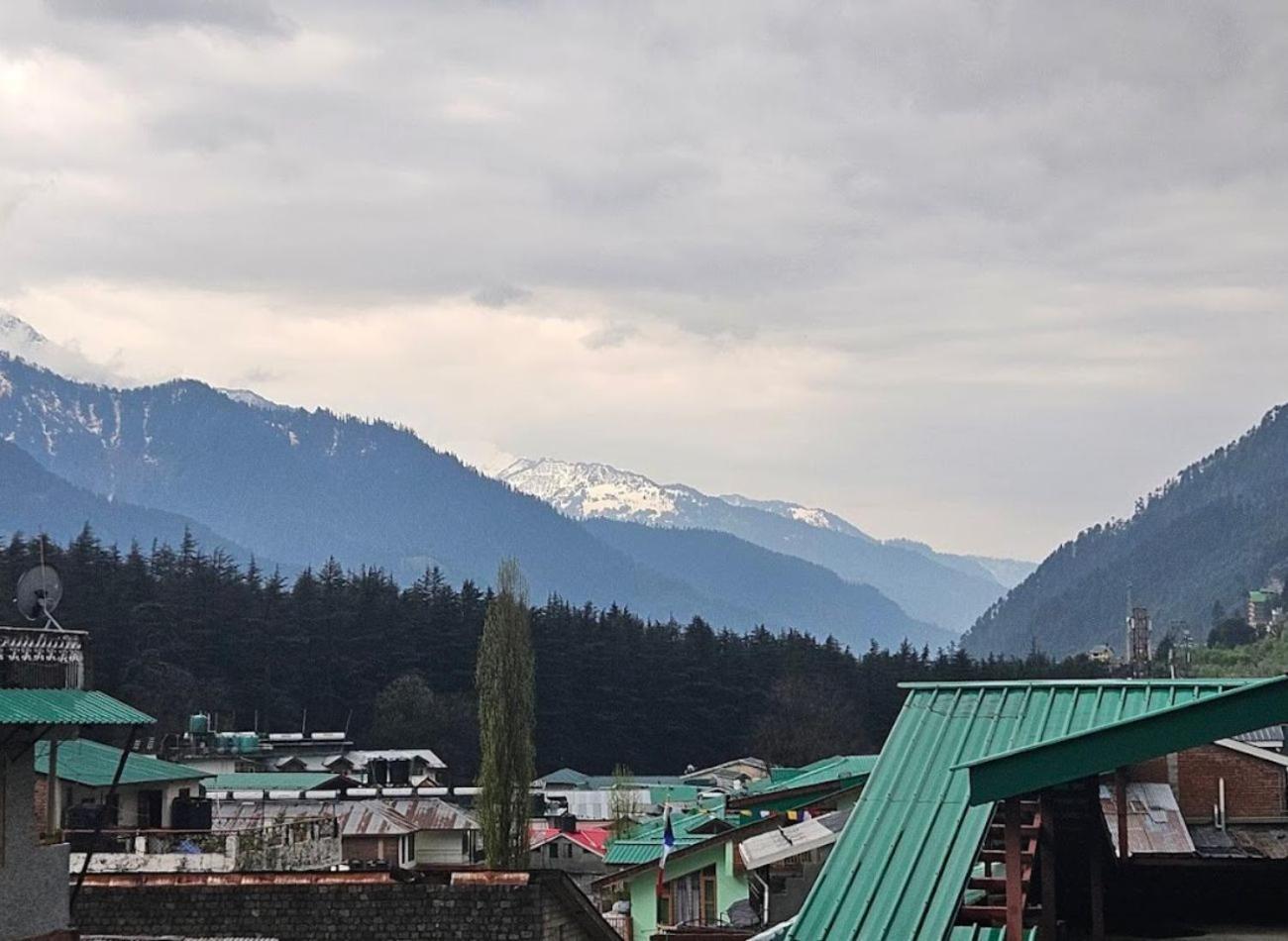 Hotel Premier Mall Road Manali מראה חיצוני תמונה